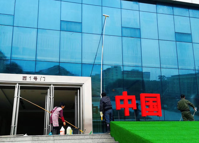 校區(qū)內專業(yè)外墻清洗、建筑清洗